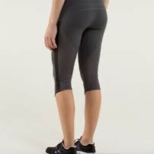 Lululemon Ride Inside Crop Leggings gray black mesh